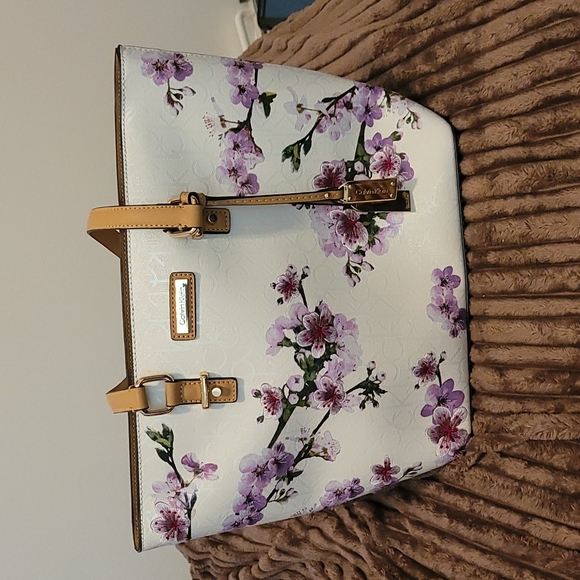 Calvin Klein Collection Handbags - Calvin Klein White w/ Flowers